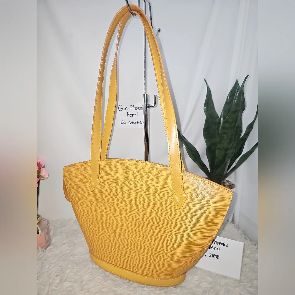 🔥😍Beautiful Condition😍🔥 Authentic Louis Vuitton Saint Jacques Epi - Picture 11 of 17